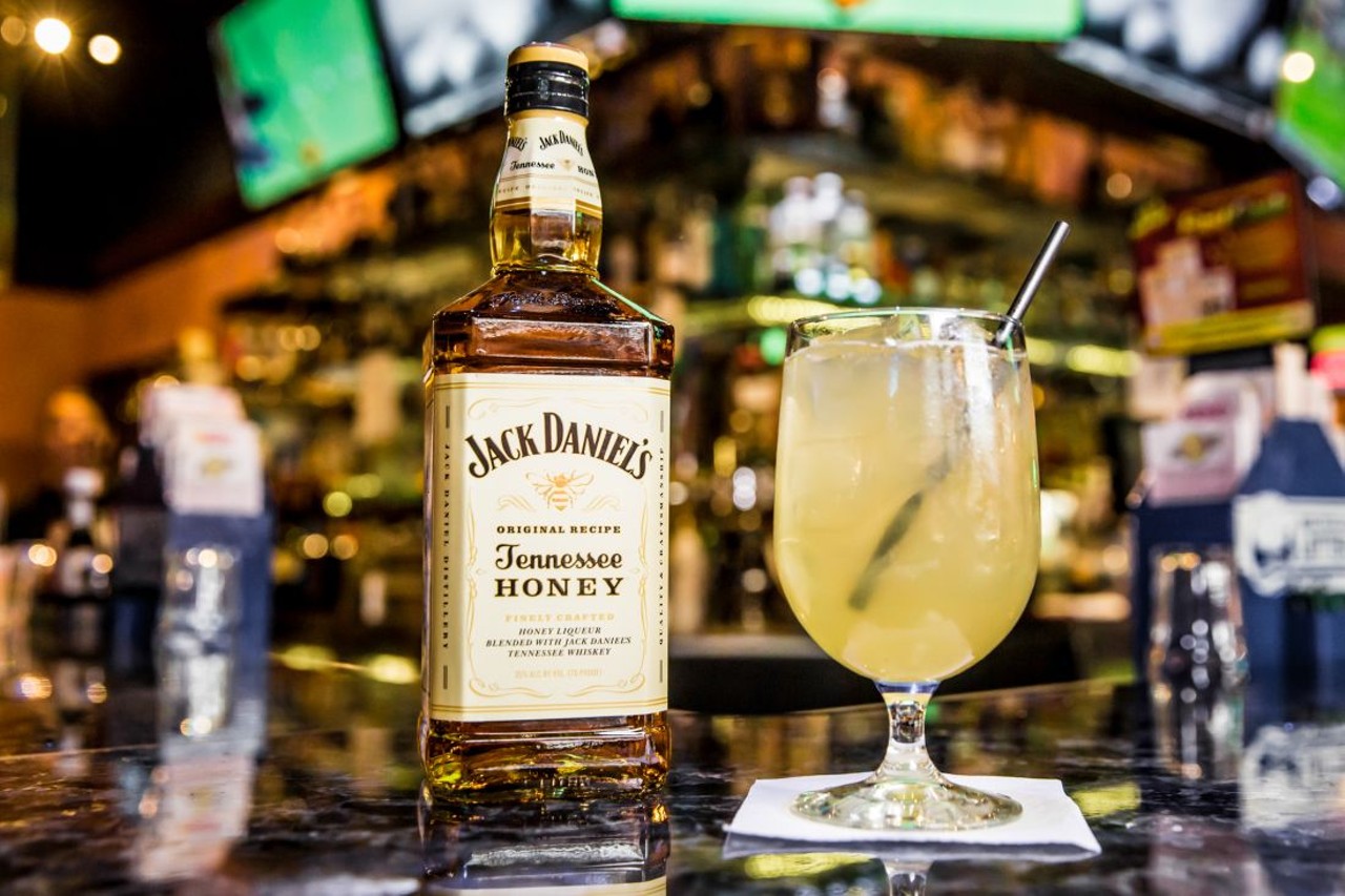 The Honey Bee, Starters featured drink, includes Jack Daniel's Tennessee, margarita mix, lemonade, papaya, and sour! "Jack Honey is one of those drinks that both women and men like depending on how it is made.  We are able to blend and fuse the drink based on our customers needs."