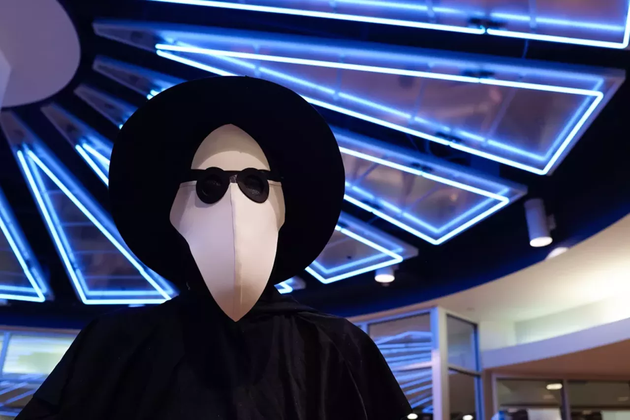 Image: 59 photos of the elaborate costumes we saw at Youmacon