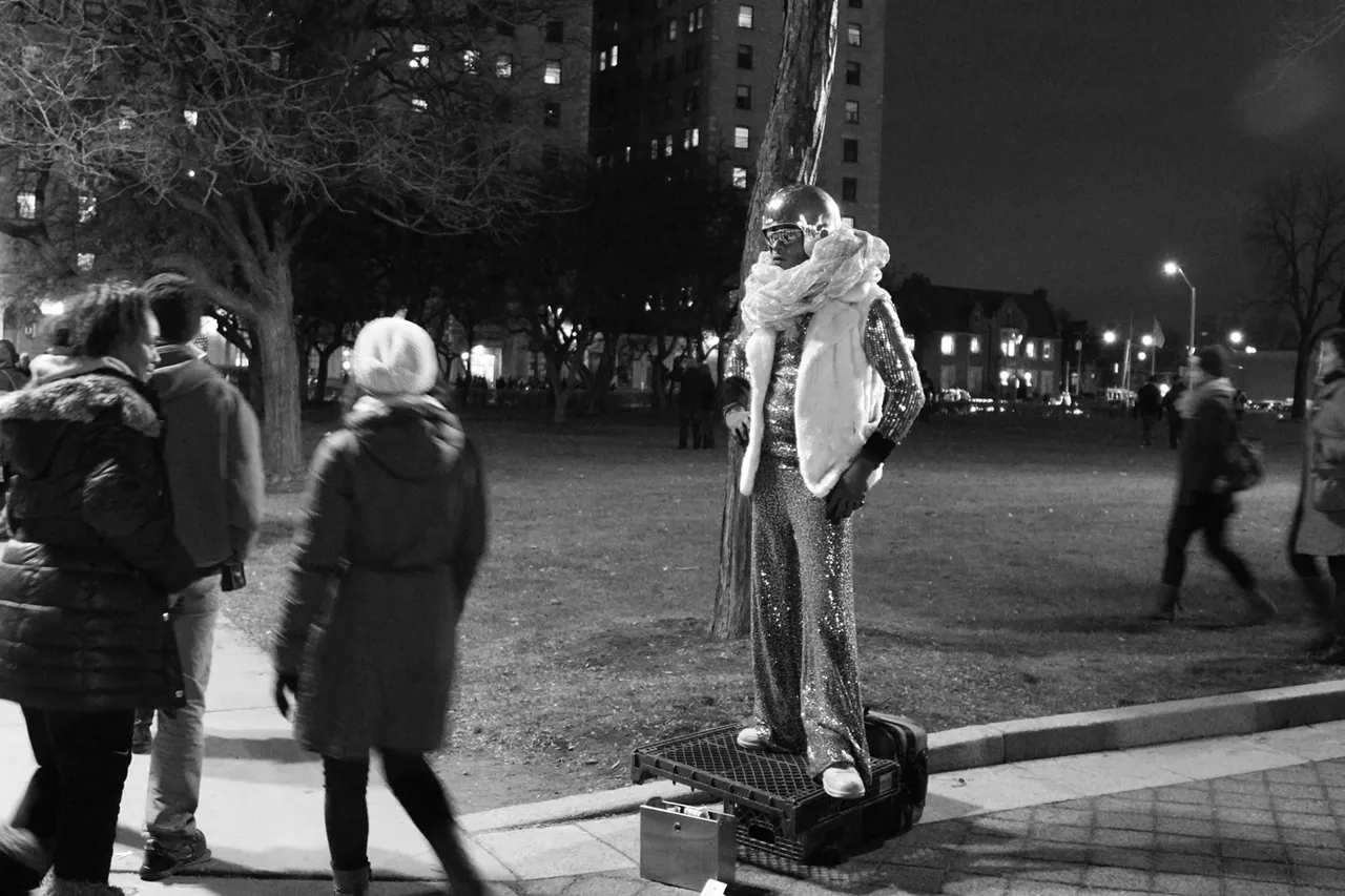 Image: 74 cheerful photos of Noel Night in Midtown to put you in the holiday spirit