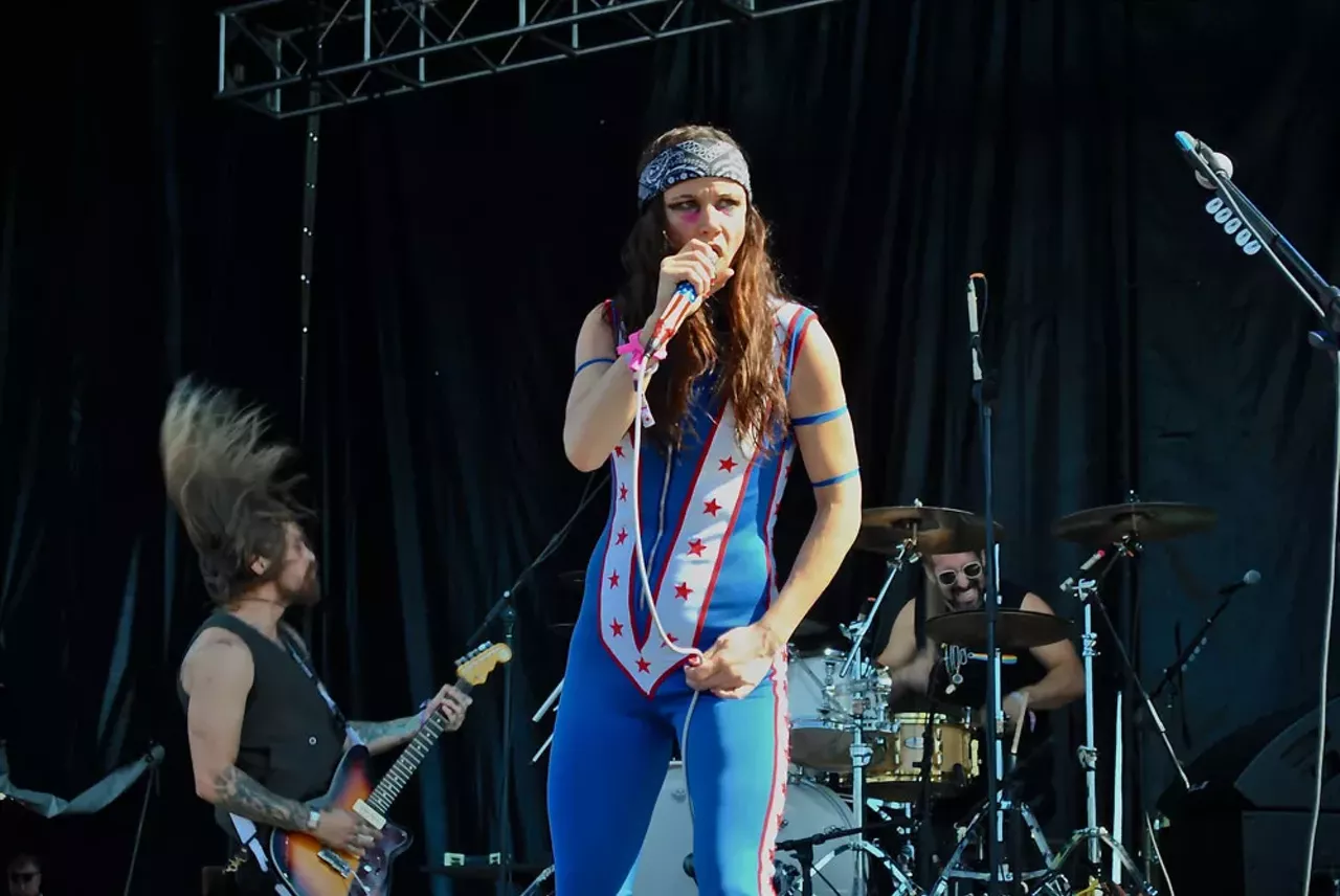 Image: 76 badass photos from Riot Fest Chicago