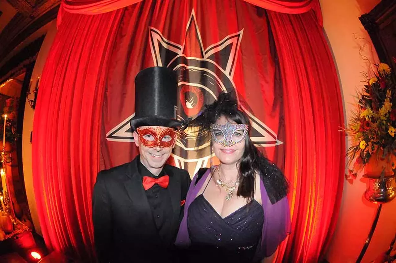 Image: 77 spine-tinglingly creepy photos from Theatre Bizarre Charity Gala