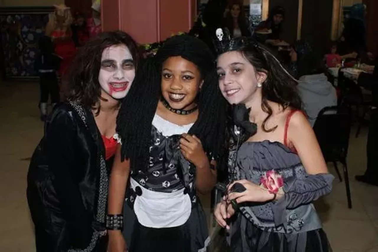Light on Fright, Full of Fun Haunted Halloween Family Party The Arab American National Museum is throwing a party to celebrate a “merry, not scary Halloween” this season. The institution’s Haunted Halloween Family Party presents an appealing mixture of culture and candy, an environment in which children can participate in a special trick-or-treating experience that takes place among the museum’s galleries. The youngsters can also expect creative fall-themed crafts and games, a chance to sing with Kid Karaoke, and a sit-down meal included in the price of admission. Costumes are encouraged, as there will be a costume contest, awarding fun prizes for the best costumes. All children at the event must be accompanied by a parent; adults can attend for free. Haunted Halloween Family Party is 4-6:30 p.m. on Saturday, Oct. 26, at the Arab American National Museum, 13624 Michigan Ave., Dearborn; 313-582-2266; $7 in advance, $8 at the door; adults free.