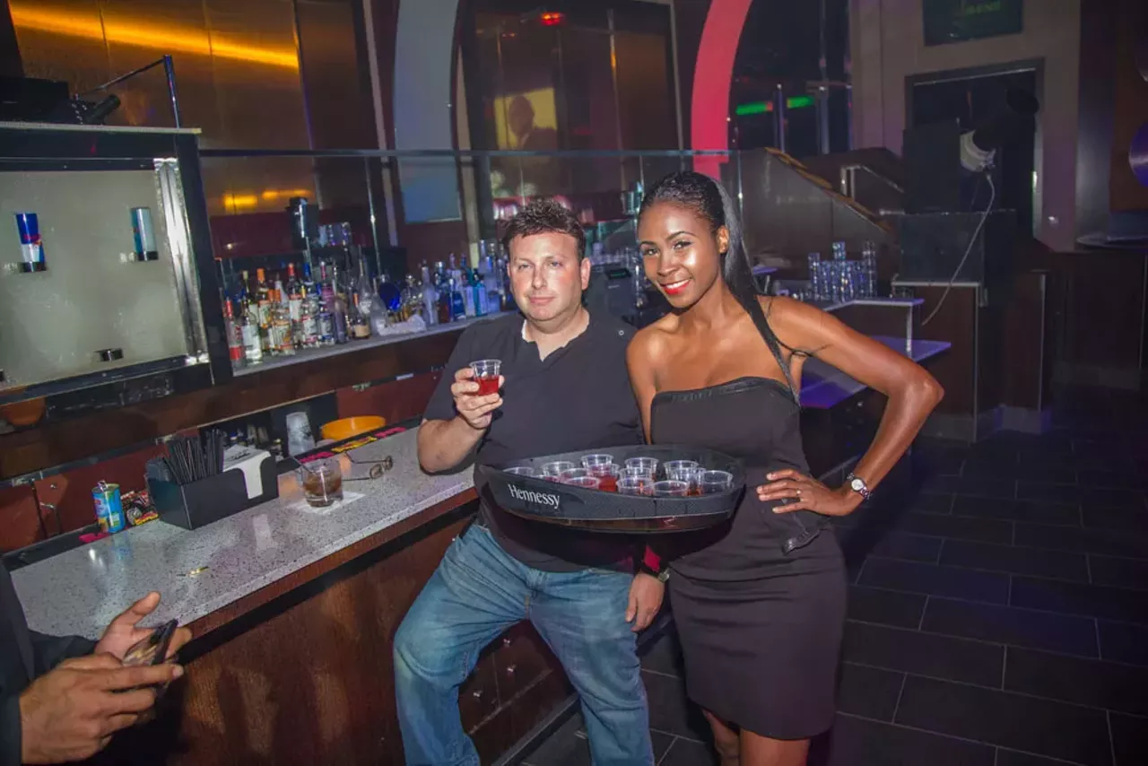 Image: 80 racy photos from last weekend at V Nightclub