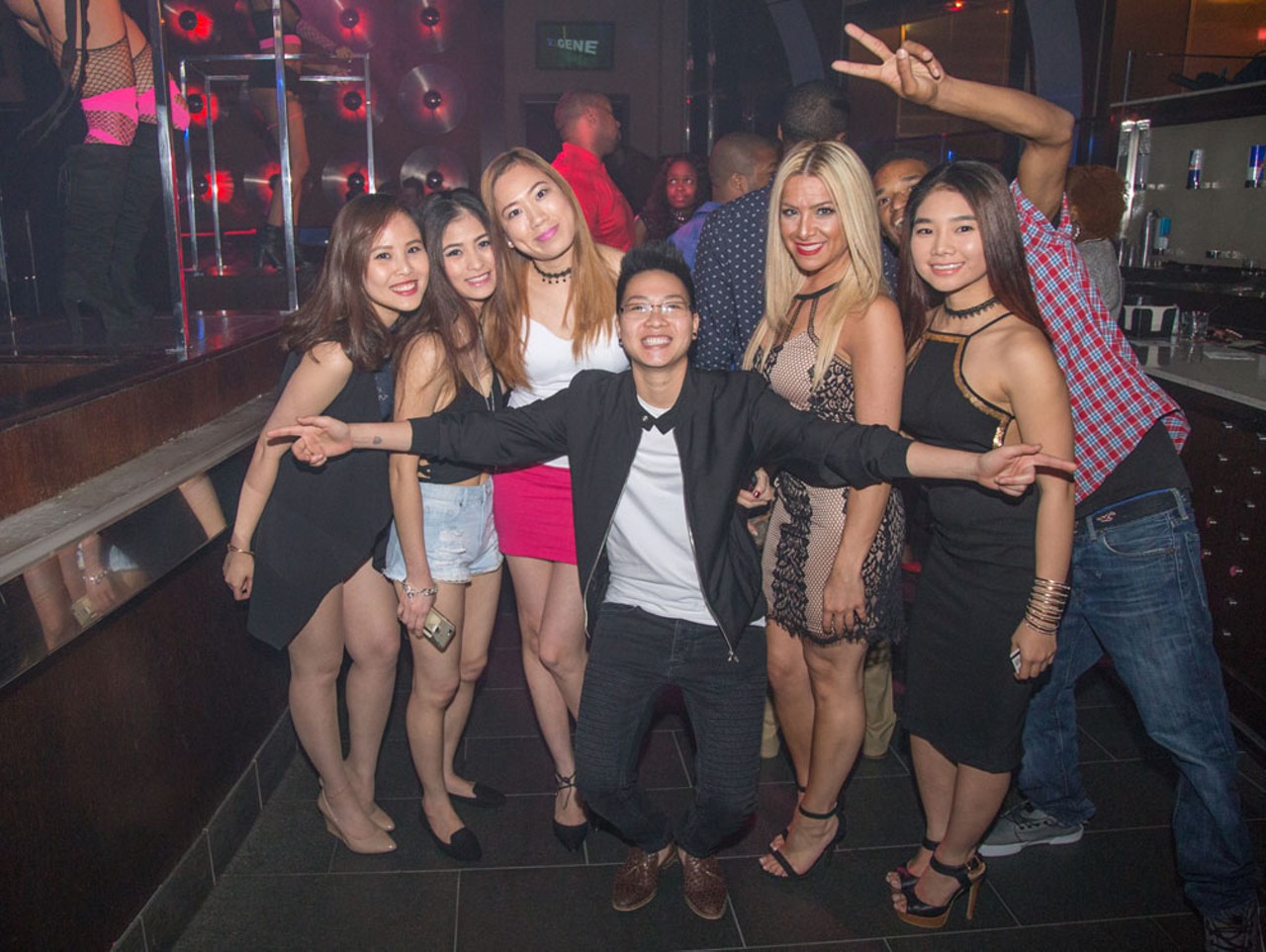 80 racy photos from last weekend at V Nightclub