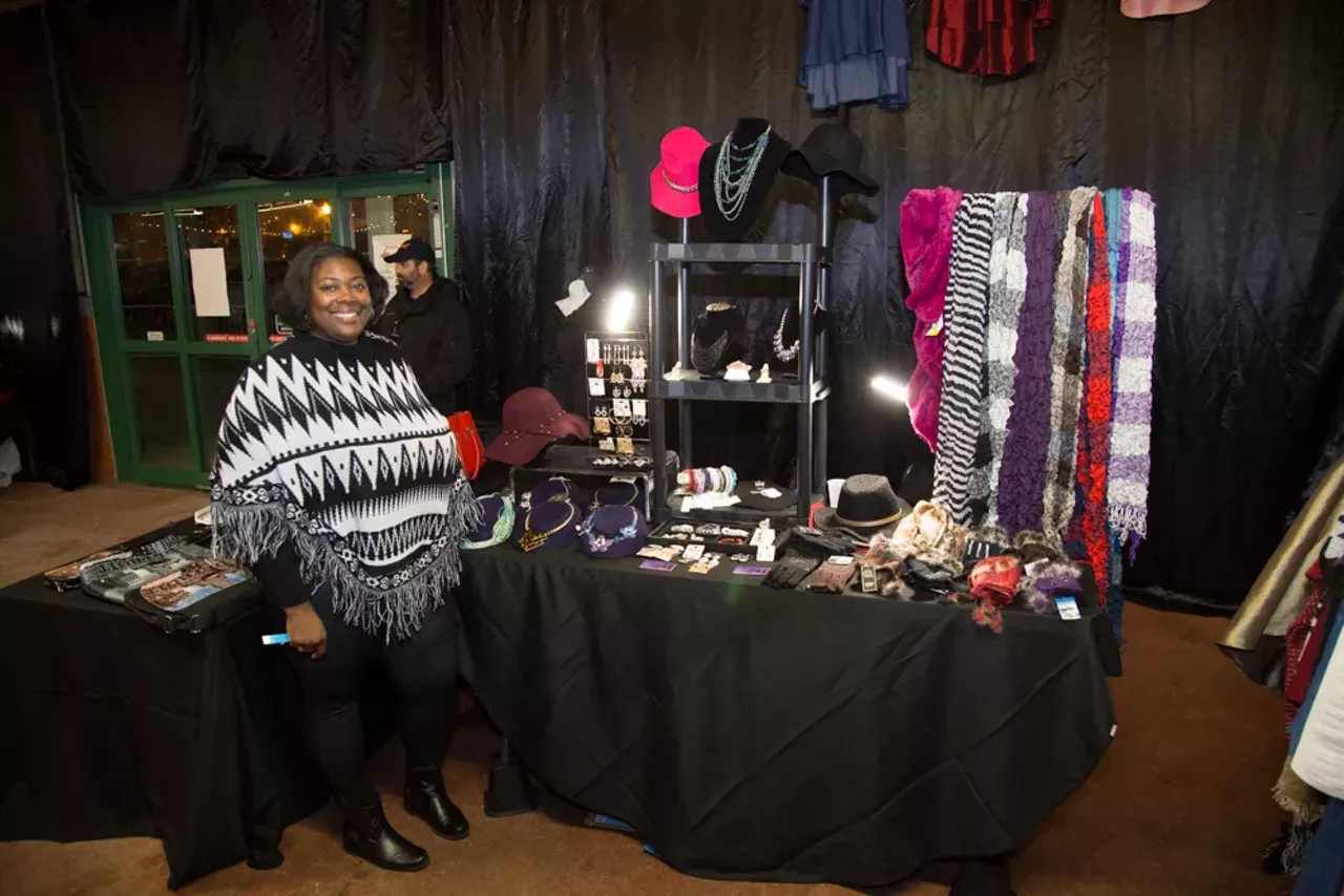 Image: 90 festive photos from Holiday Spirits @ the Royal Oak Famers Market