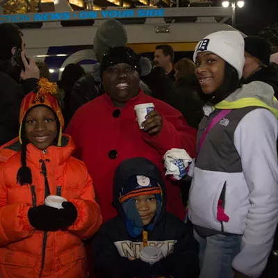 Image: 90 Pictures From Detroit's Tree Lighting Ceremony