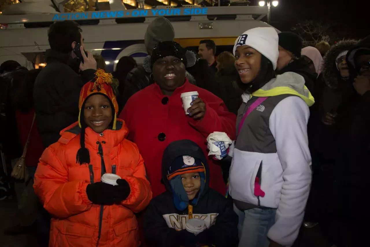 Image: 90 Pictures From Detroit's Tree Lighting Ceremony