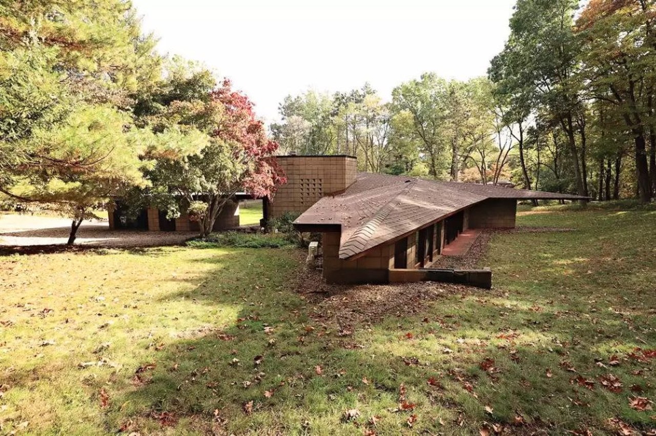A Frank Lloyd Wright-designed home in Kalamazoo is back on the market for $445K