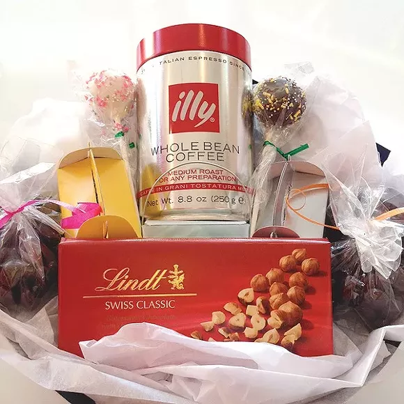 A selection of the various goods carried by Melt - MT file