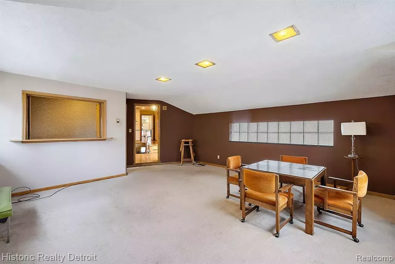 A stylish midcentury modern home in Detroit’s Sherwood Forest