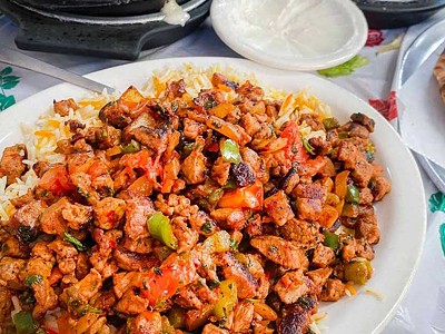 All hail Hamtramck’s awesome Yemeni restaurant-old school doughnut shop