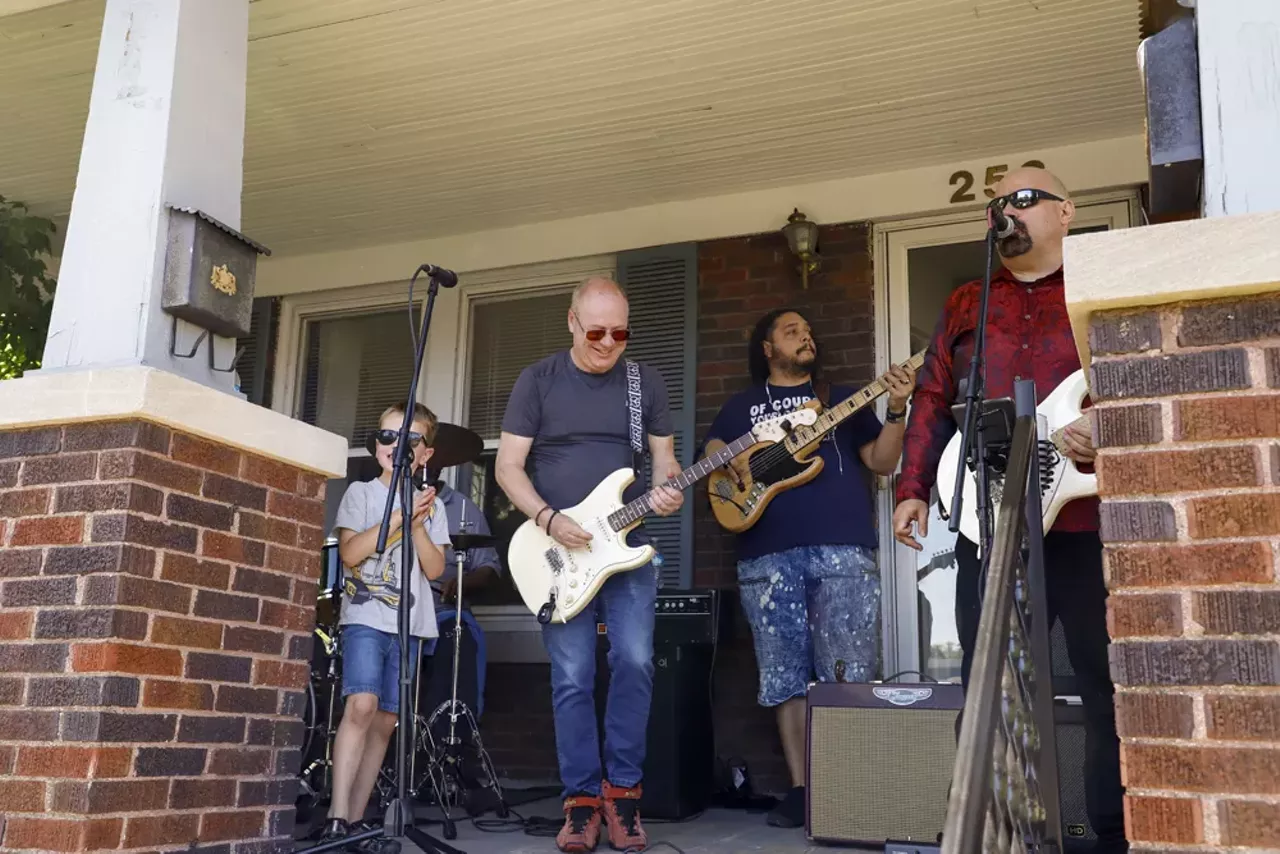 Image: All the beautiful people we saw at Ferndale's Front Porch fest