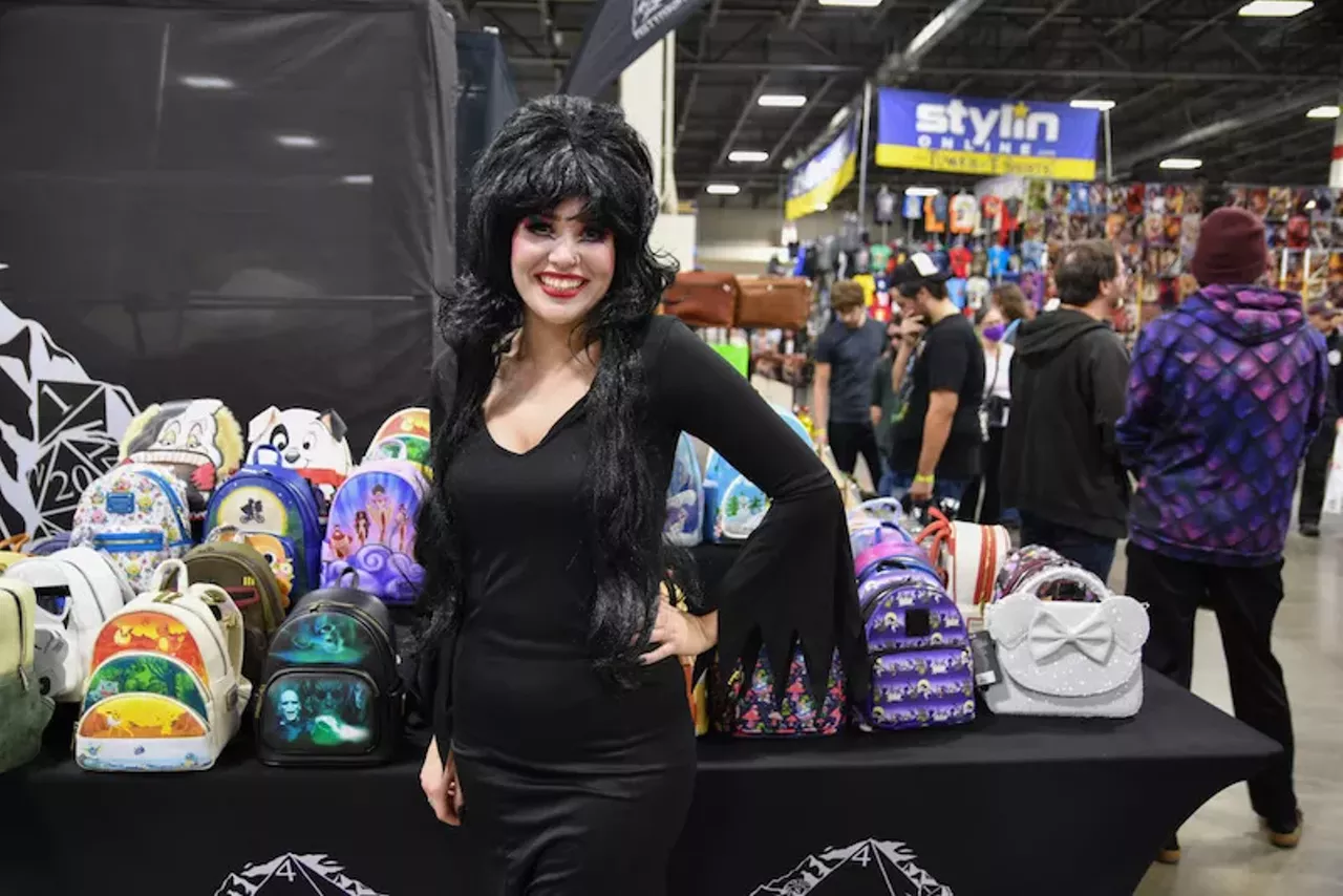 Image: All the cosplayers and comic fans we saw at fall 2022 Motor City Comic Con