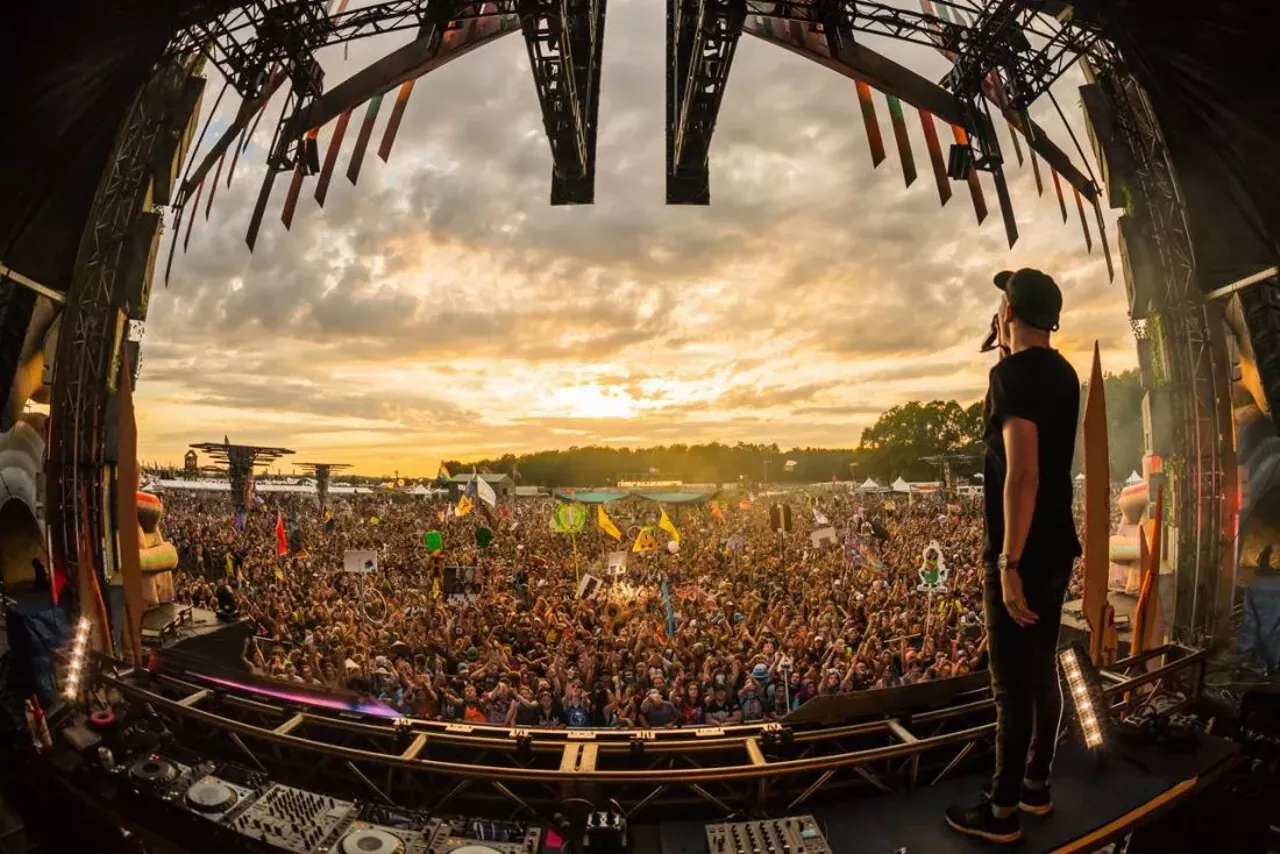 Image: All the crazy shit we saw at weekend 1 of Electric Forest
