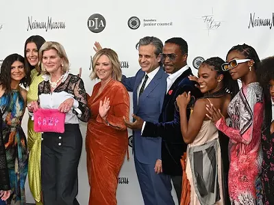 Image: All the fashionable people we saw at the Fash Bash 2022 at the Detroit Institute of Arts