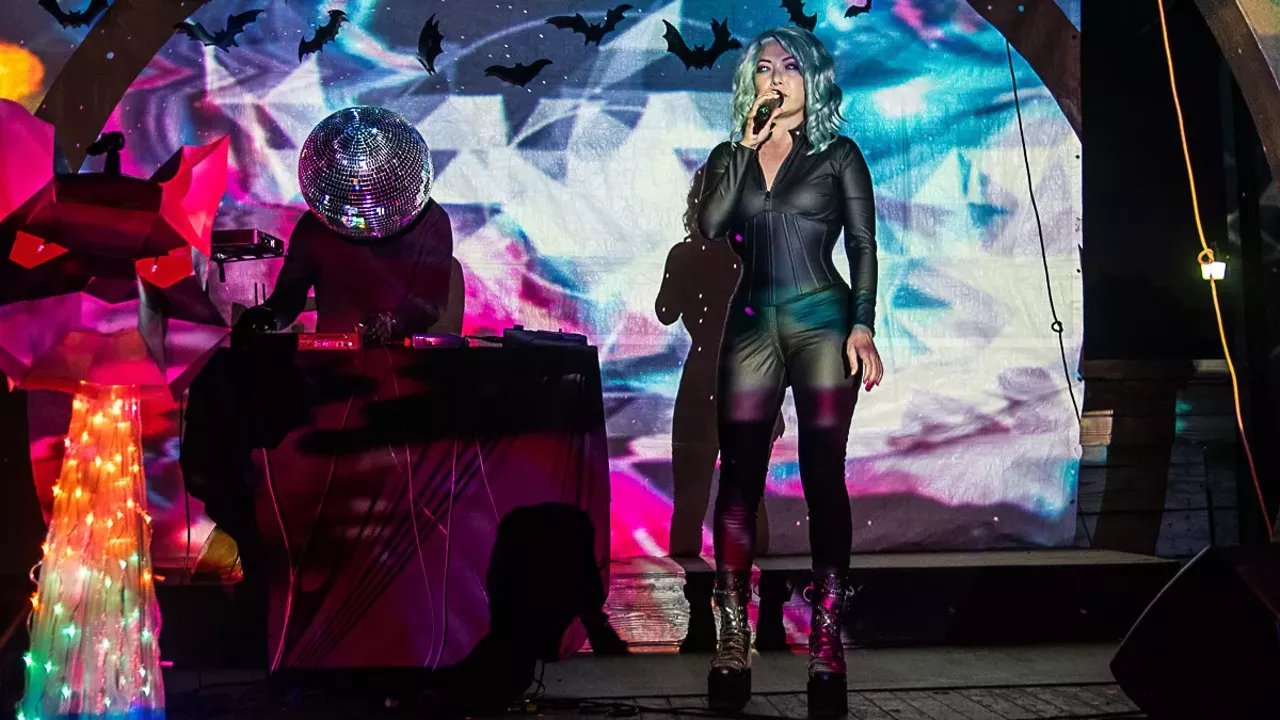 Image: All the sexy, dark things we saw at Skull Detroit’s Gothfest [NSFW]