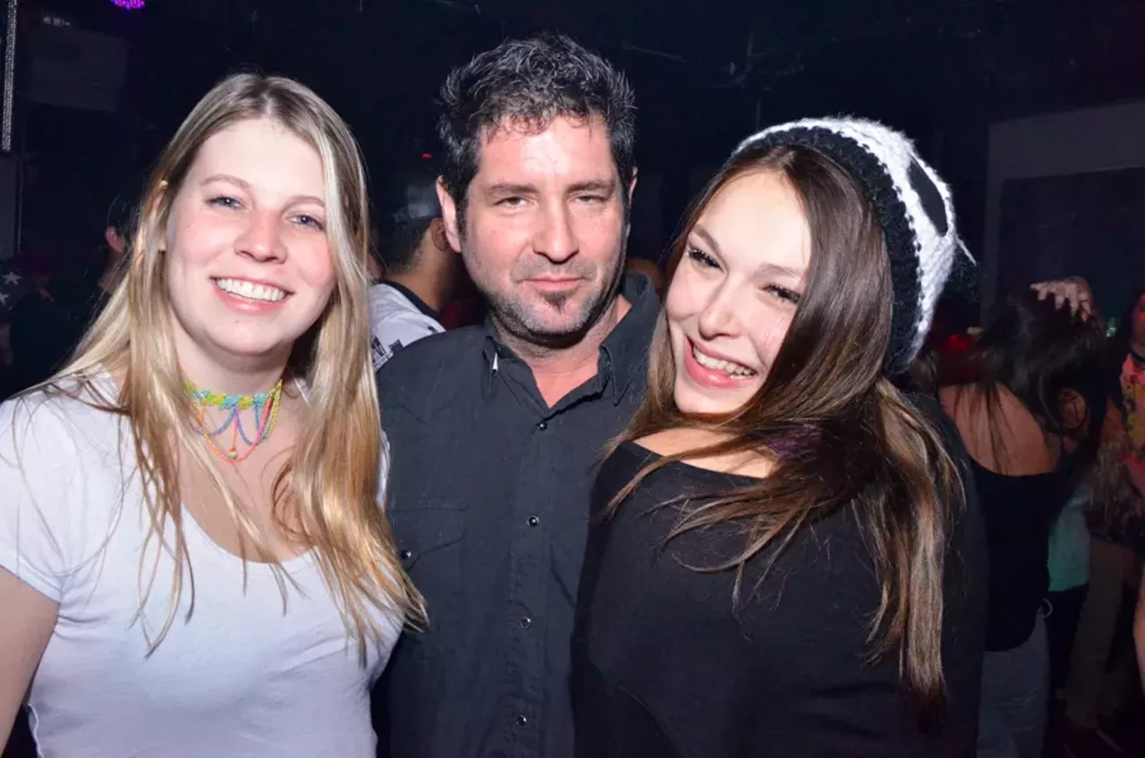 Image: All the wild people we saw during DJ Qbert and Craze @ Elektricity