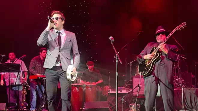 Mayer Hawthorne live at the DMAs.
