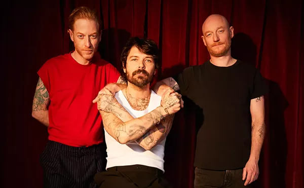 Image: Biffy Clyro w/ Raue