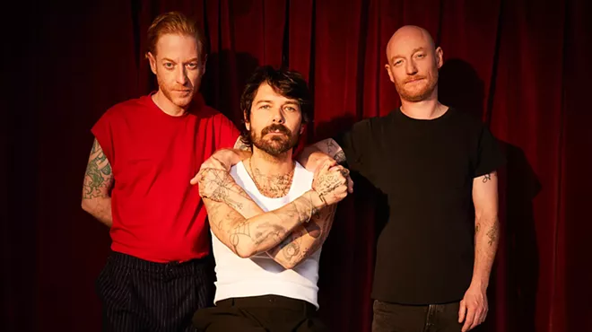 Image: Biffy Clyro w/ Raue