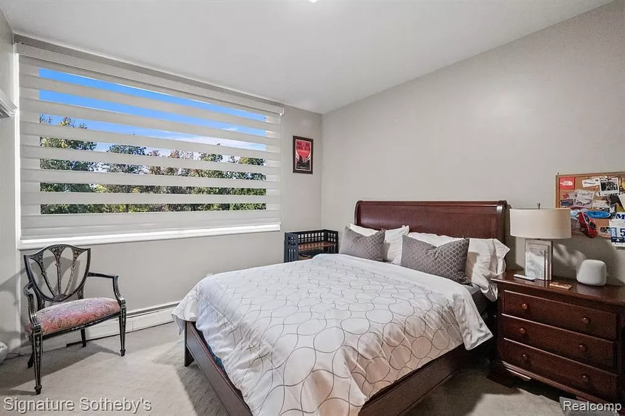 Image: Bloomfield home designed by Minoru Yamasaki listed for $2.95M
