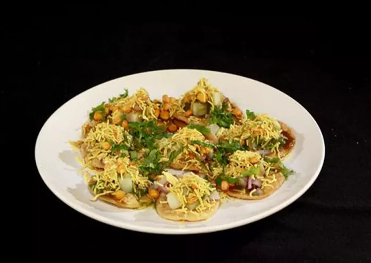 Capturing the spirit of Indian street food, Neehee’s is a unique vegetarian restaurant. Family-owned and operated and preparing meals using only the freshest ingredients, Neehee’s promises an atypical Indian experience. 45656 Ford Rd., Canton; 734-737-9777