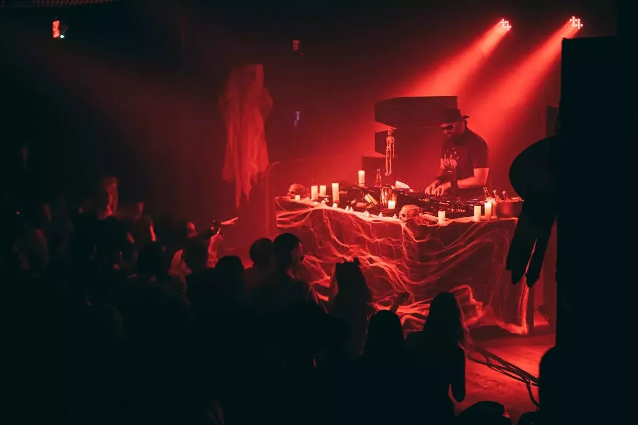 Image: Claude VonStroke performs for sold out crowd at Detroit’s Magic Stick