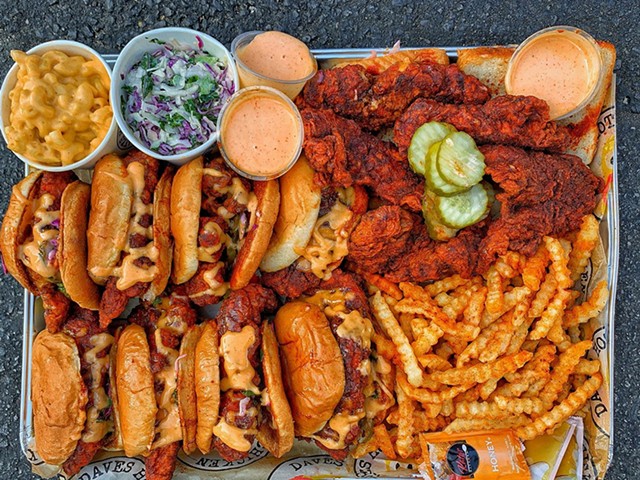 Dave's Hot Chicken announces grand opening for Dearborn location