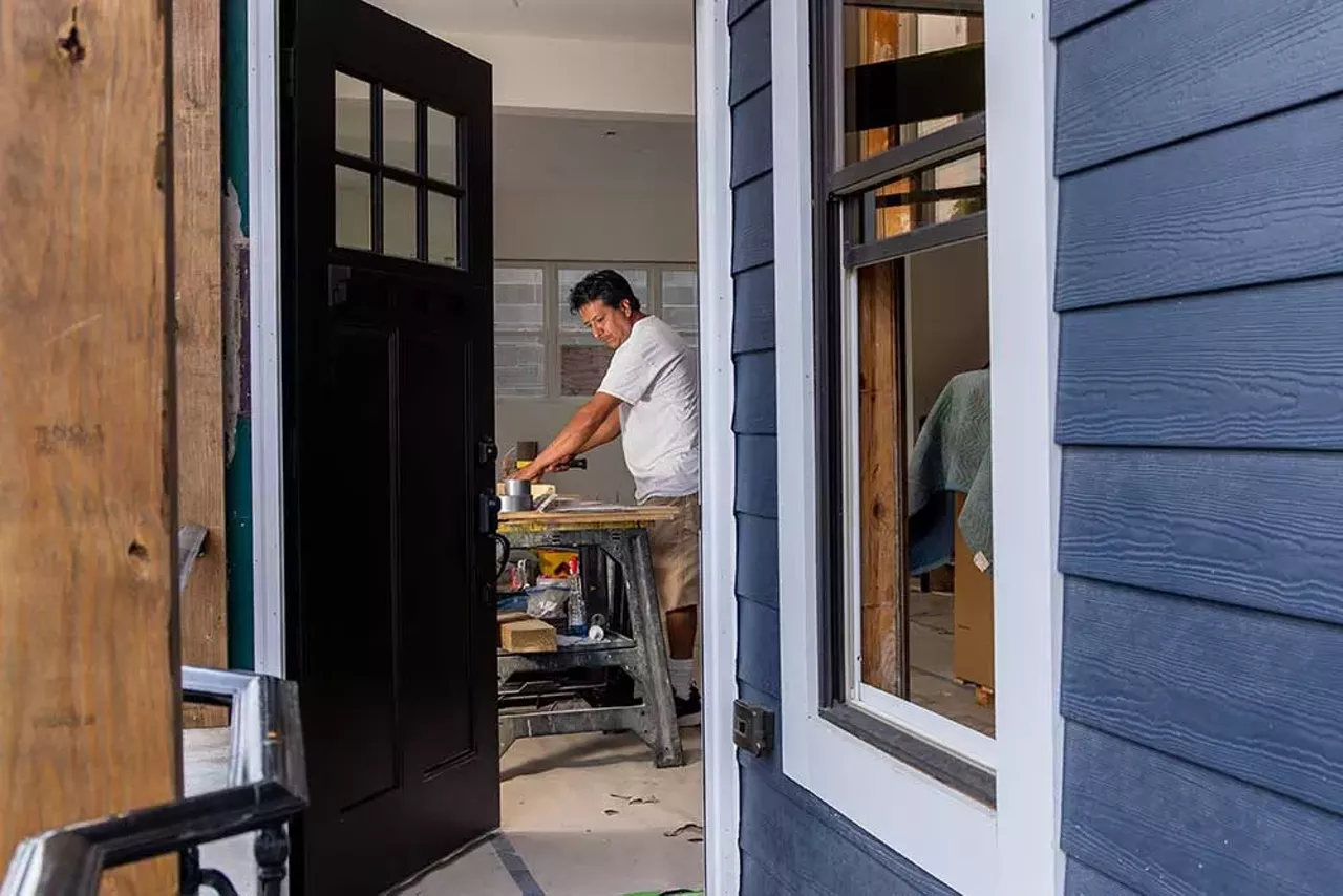 José Gustavo Navarro Quesada, from Navarro Construction, was pilar in preserving and restoring the wooden details part of the Design Build Green Tech Hub.