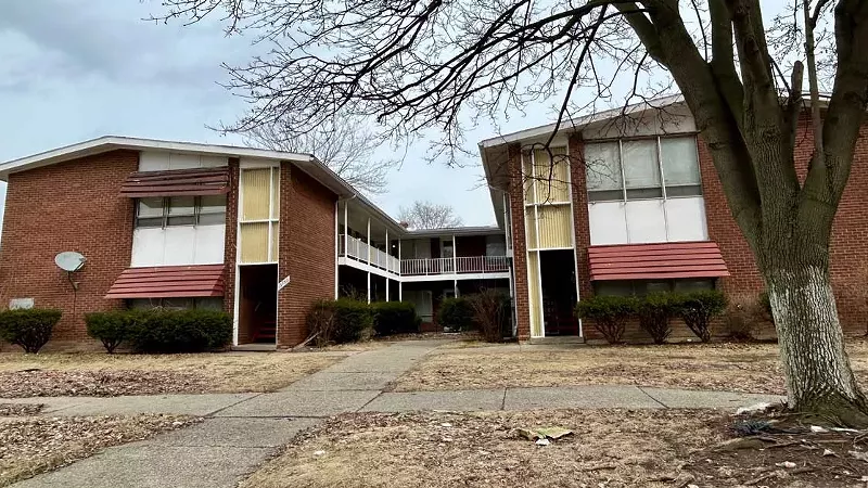 Image: Detroit lowered its lead inspection standards. Will renters pay the price?