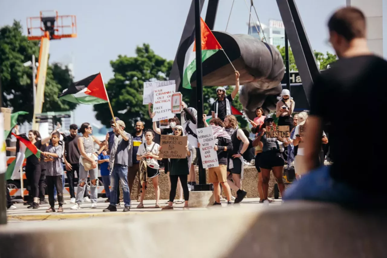 Image: Detroit police scrutinized for handling of pro-Palestinian protesters during Biden visit