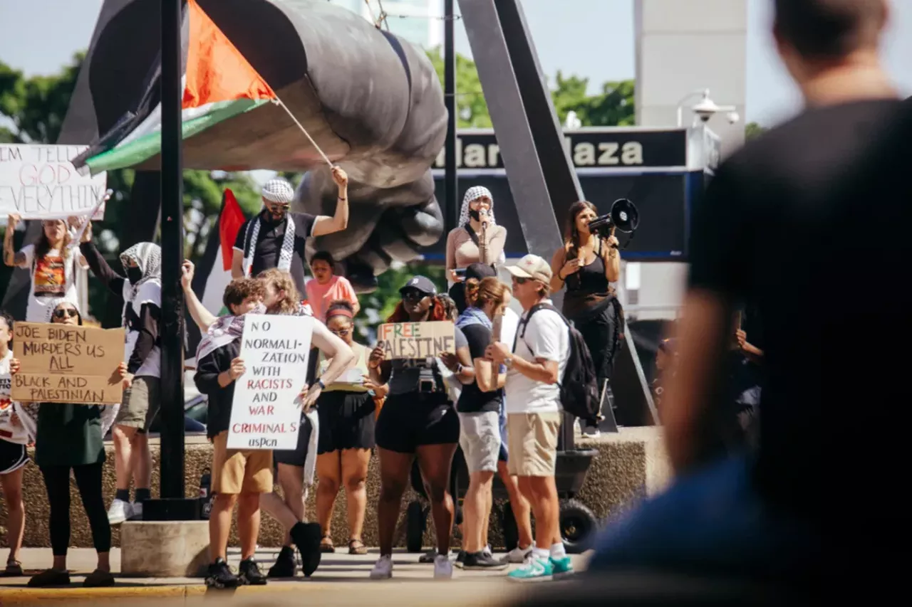 Image: Detroit police scrutinized for handling of pro-Palestinian protesters during Biden visit