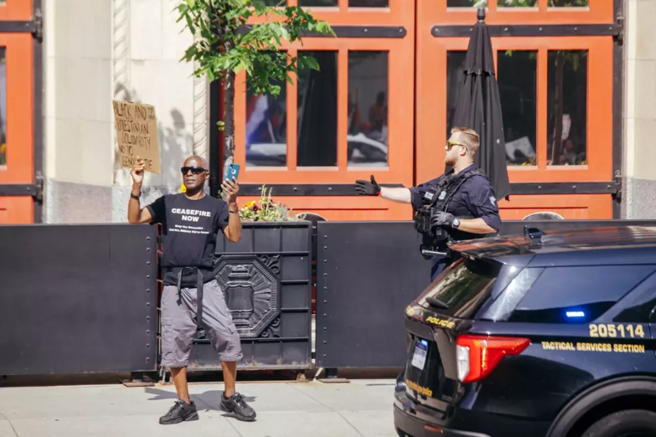 Image: Detroit police scrutinized for handling of pro-Palestinian protesters during Biden visit