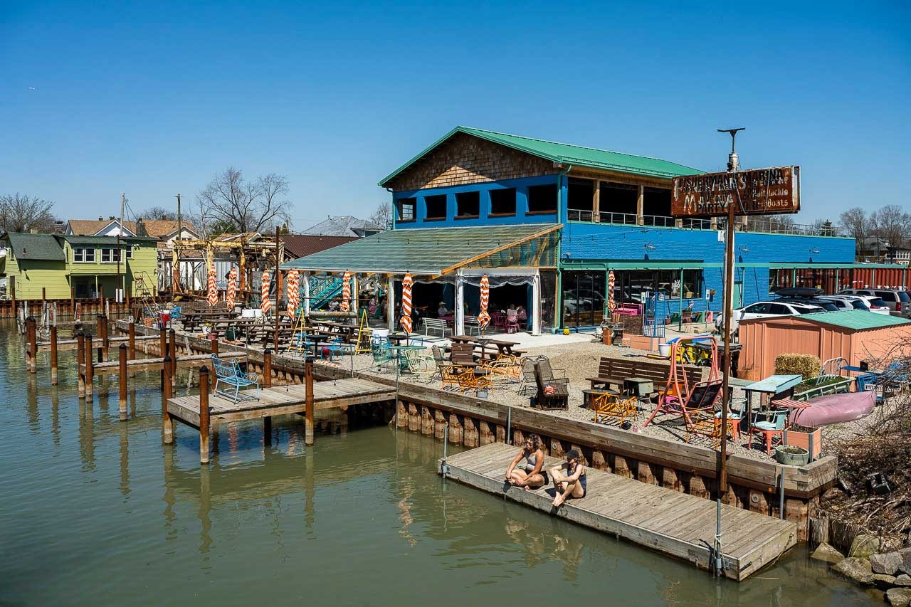 Thou shalt eat good food on a local restaurant patio. 
Much like drinking on a rooftop, al fresco dining in the summer is also a must. You can enjoy good food and soak in the sunlight at many eateries in the Detroit area. 