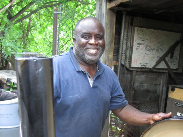 Detroit’s ‘Grill King’ keeps adding to his skills, and sharing his wisdom