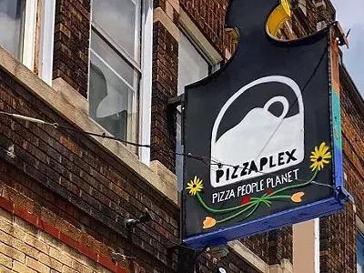 Image: Detroit’s PizzaPlex announces closing and crowdfunding campaign to help employees (2)