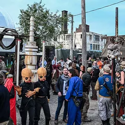 Image: Detroit’s ‘Star Wars’-themed Space Dive event strikes back