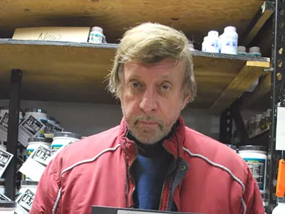 Ron Kosloff with a picture of his idol.