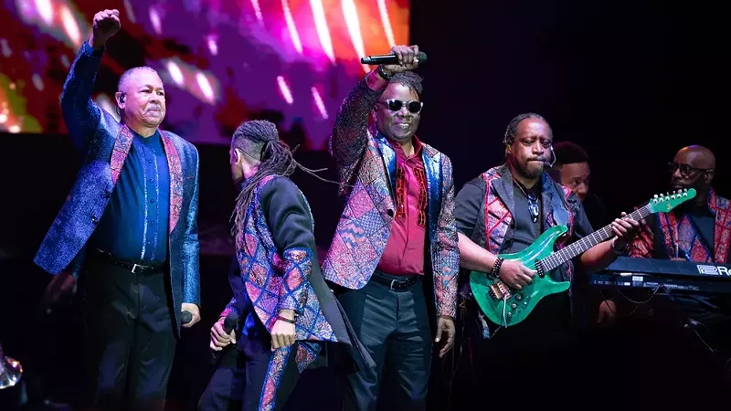 Earth, Wind & Fire performing in Chicago. The band is coming to Detroit in August.