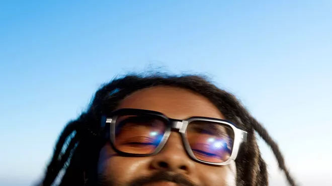 Image: Elmiene - Sounds for Someone Tour