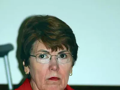 Image: EMU’s regents stand by Snyder, EAA in 6-2 vote