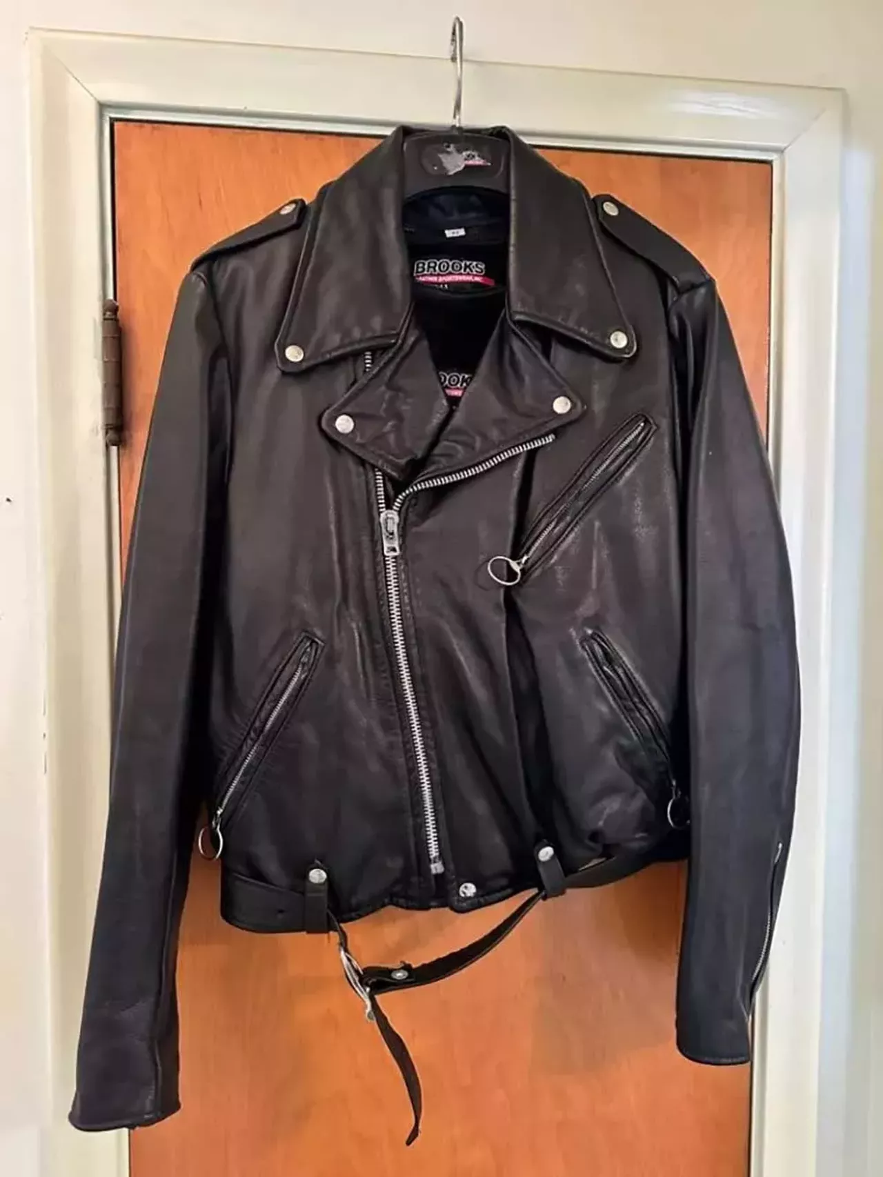 Image: Estate sale of Noir Leather founder Keith Howarth expands with more erotic artifacts [PHOTOS]