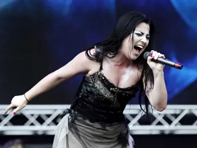 Amy Lee of Evanescence.