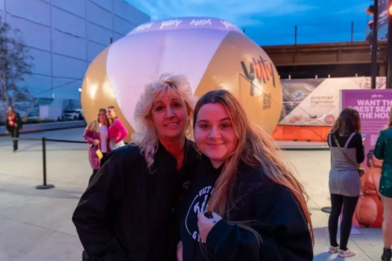 Image: Everyone we saw at Lizzo's Detroit show at Little Caesars Arena