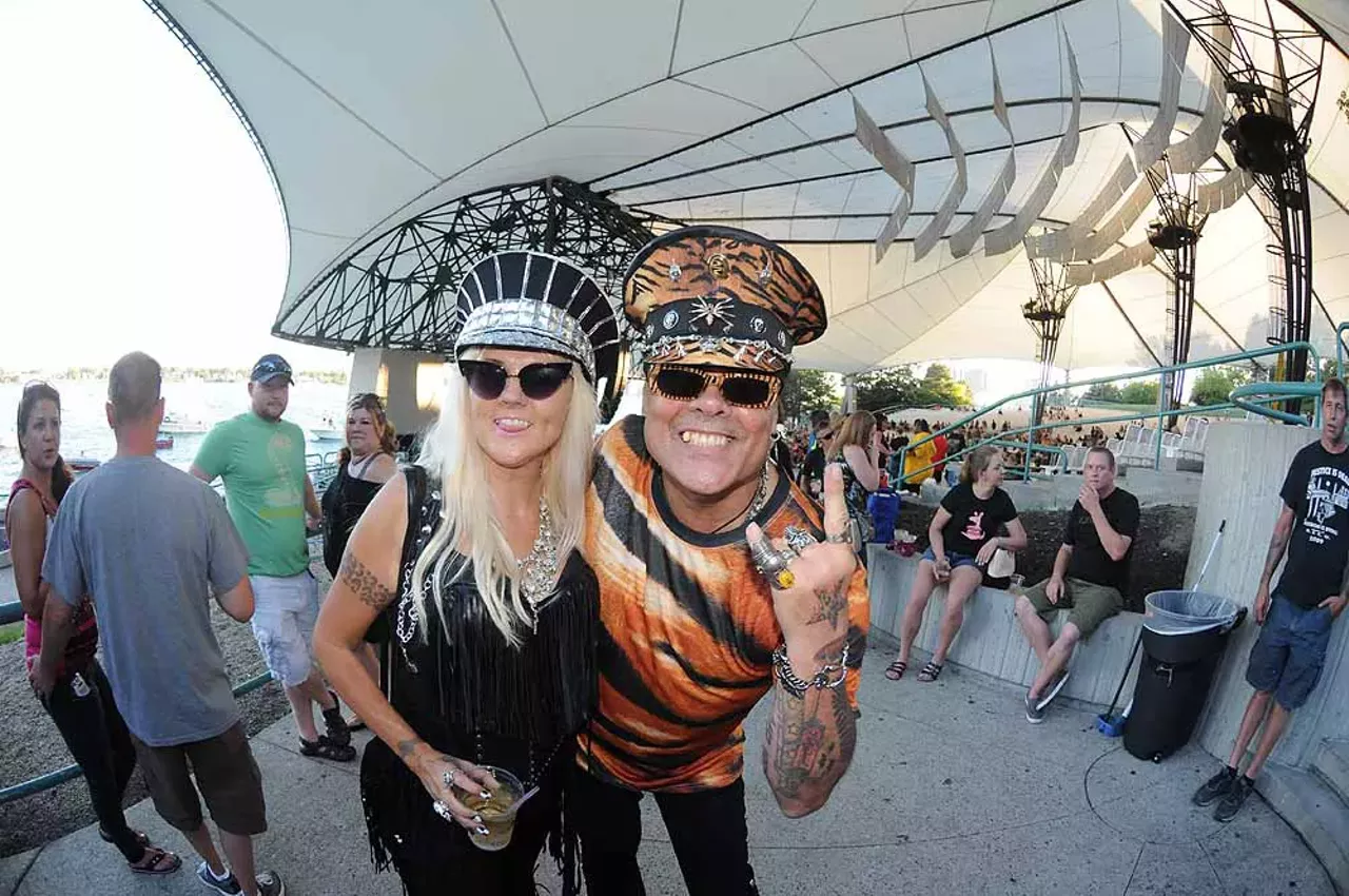 Image: Everything we saw at RATT, Warrant, and Lita Ford at Chene Park