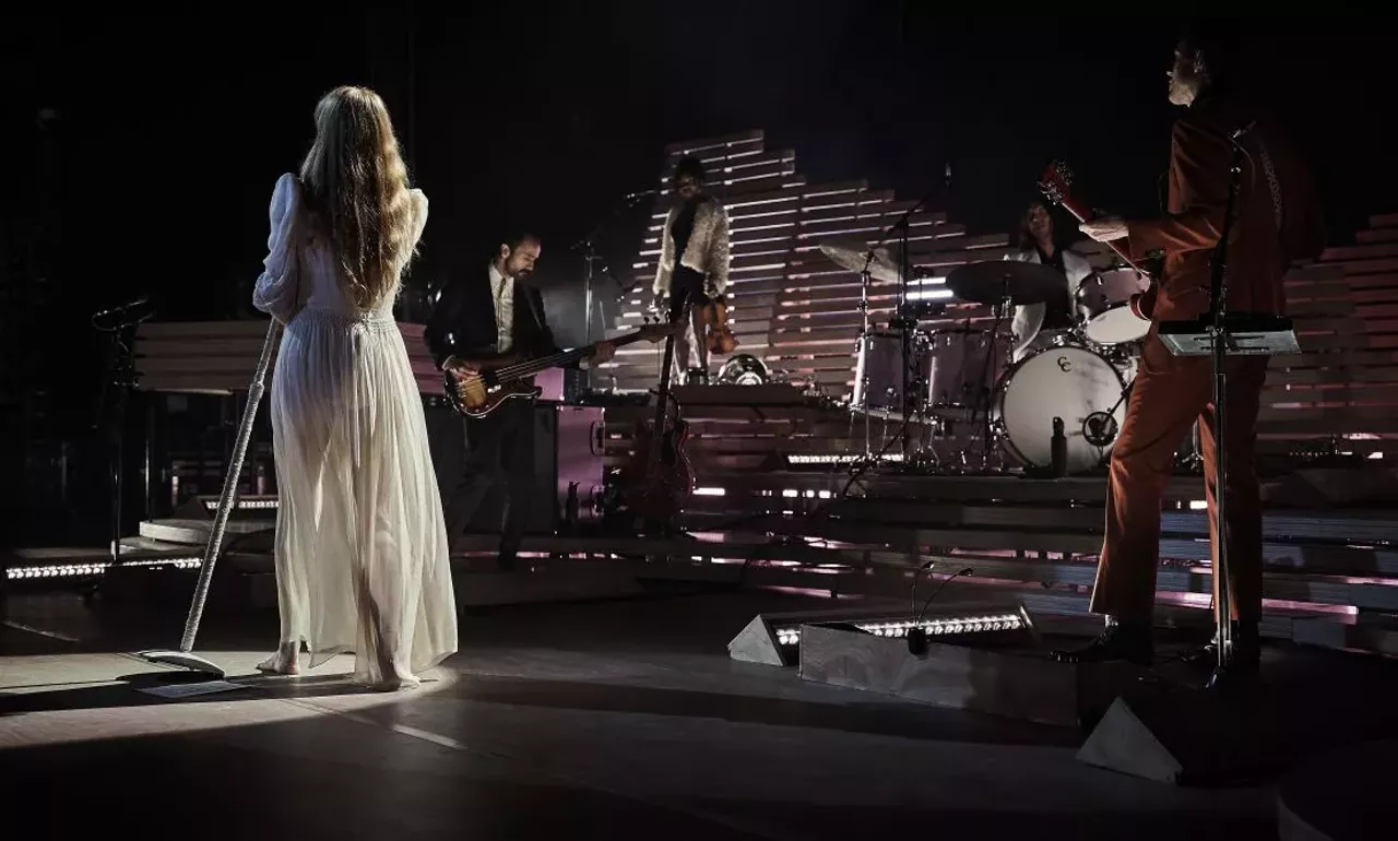 Image: Everything we saw at the Florence and the Machine show at DTE Energy Music Theatre