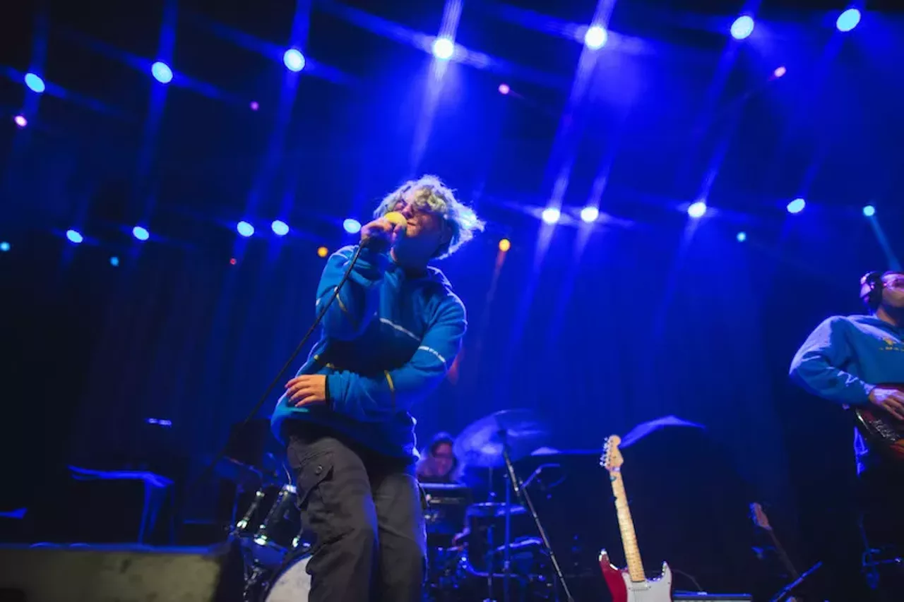 Image: Everything we saw at the Neighbourhood show at the Fillmore Detroit