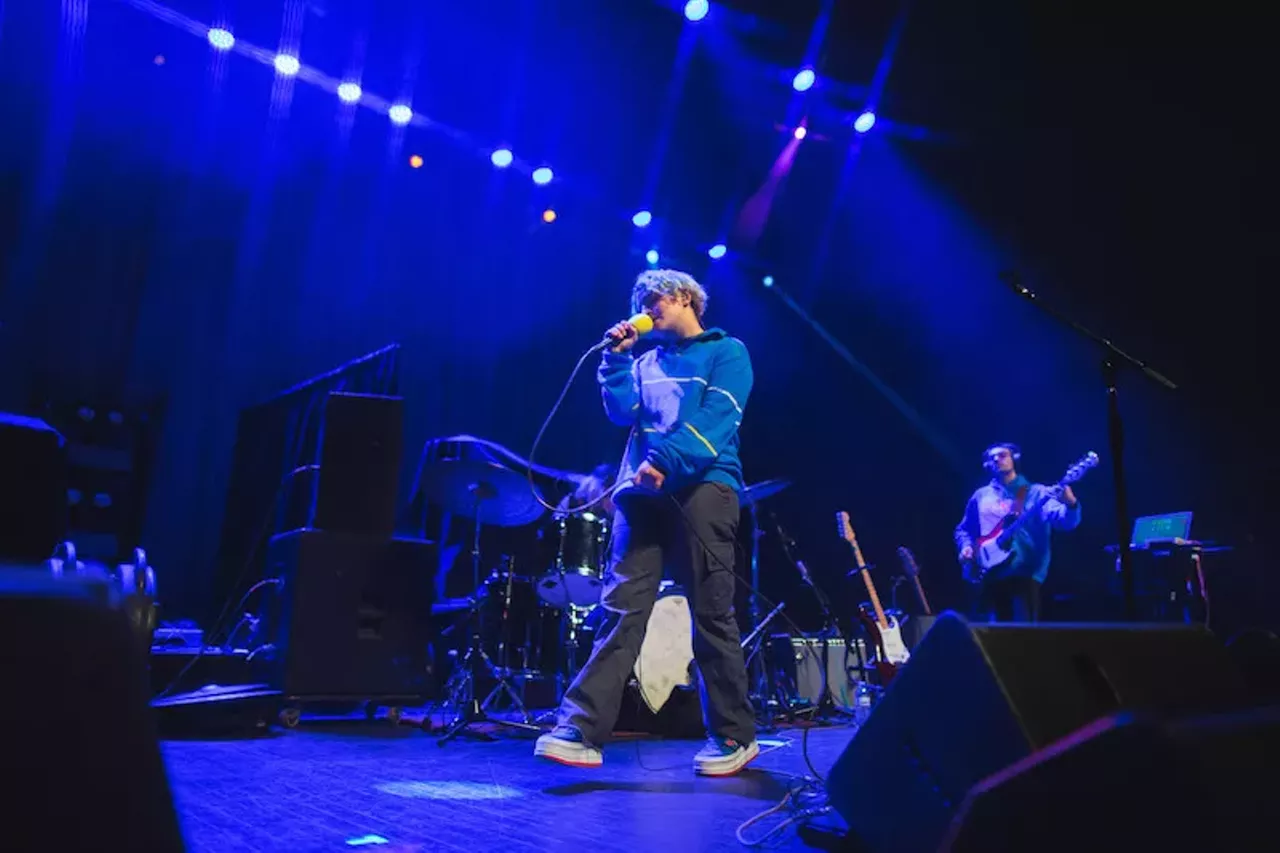 Image: Everything we saw at the Neighbourhood show at the Fillmore Detroit