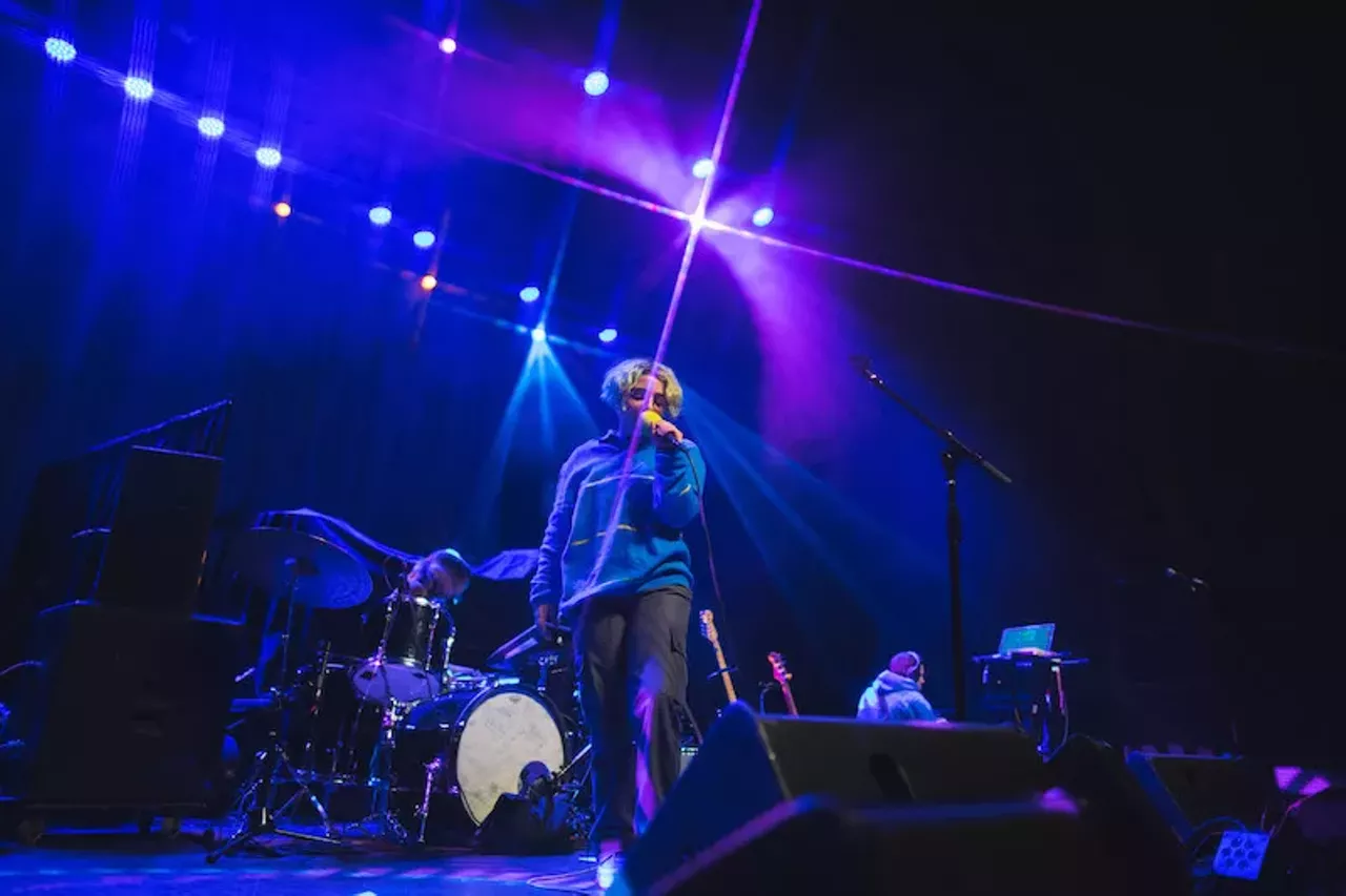 Image: Everything we saw at the Neighbourhood show at the Fillmore Detroit