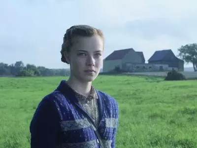 Saskia Rosendahl plays a teenager leading her siblings through a ruined Germany in Lore.